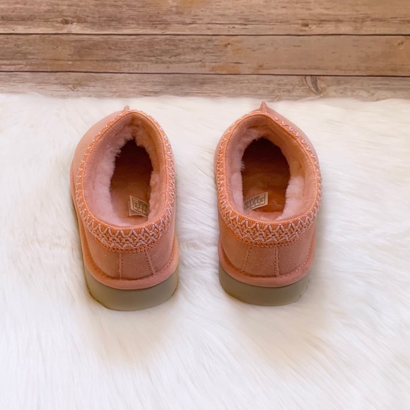 UGG Tasman Slipper For Outdoor/Indoor Use - Picture 5 of 8